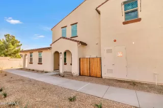 Photo #3: 6175606 Listing