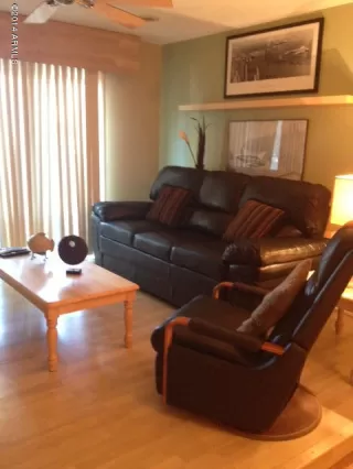 Photo #5: 6175806 Listing 