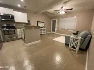 Photo #5: 6175938 Listing