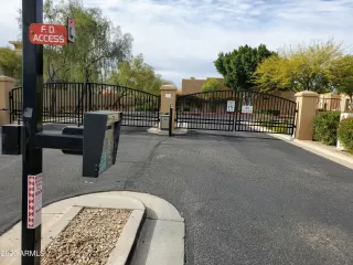 Photo #2: 6176101 Listing