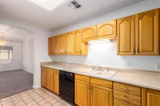 Photo #5: 6176245 Listing 