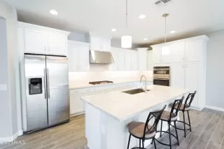 Photo #4: 6176353 Listing 