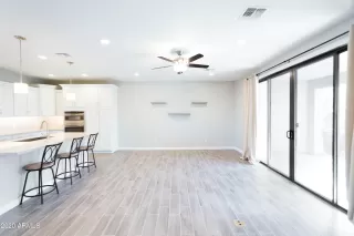 Photo #5: 6176353 Listing 
