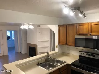 Photo #6: 6176530 Listing 