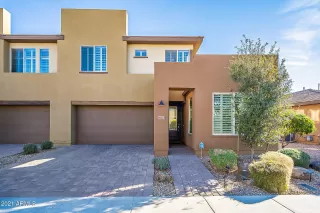 Photo #5: 6176557 Listing