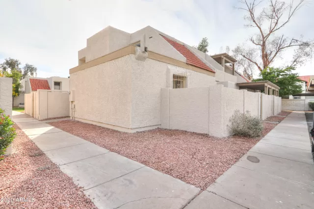 MLS: 6176625 Condo For Sale