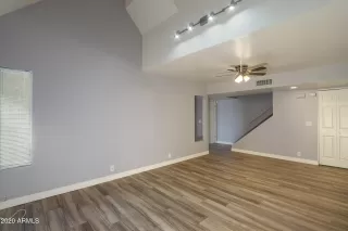 Photo #6: 6176625 Listing 