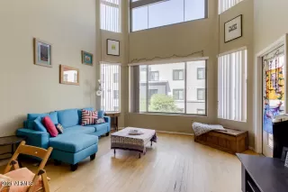 Photo #2: 6176725 Listing