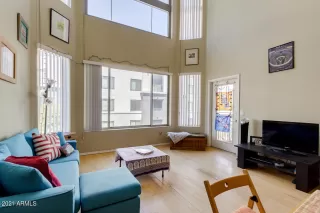 Photo #3: 6176725 Listing