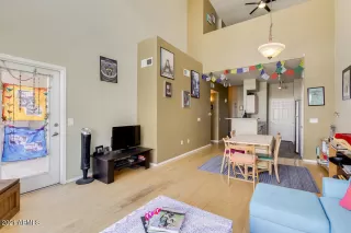 Photo #4: 6176725 Listing