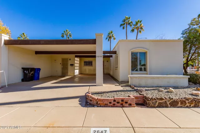 MLS: 6176872 Condo For Sale