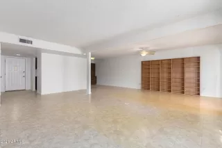 Photo #5: 6176872 Listing