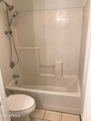 Photo #6: 6176924 Listing