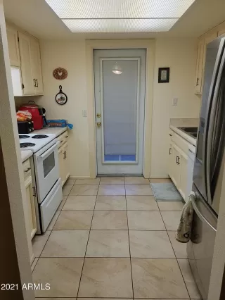 Photo #4: 6176986 Listing