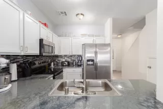 Photo #6: 6177095 Listing