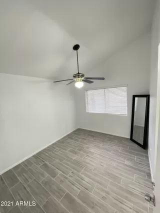 Photo #5: 6177126 Listing 