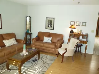 Photo #2: 6177381 Listing