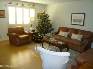 Photo #3: 6177381 Listing