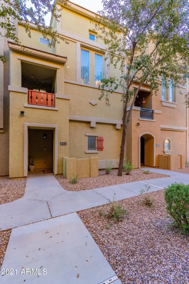 MLS: 6178141 Condo For Sale