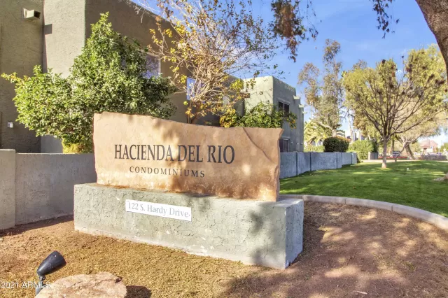 MLS: 6178258 Condo For Sale