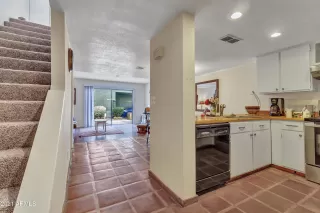 Photo #4: 6178258 Listing