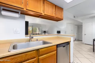 Photo #3: 6178413 Listing 