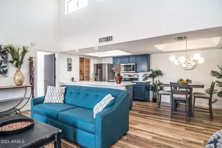 Photo #2: 6178570 Listing