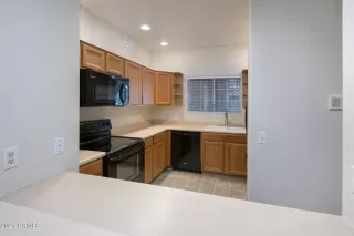 Photo #6: 6178673 Listing