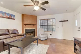 Photo #4: 6178769 Listing