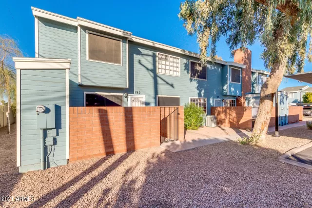 MLS: 6178852 Condo For Sale