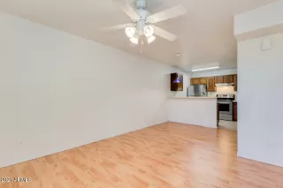 Photo #2: 6178852 Listing 