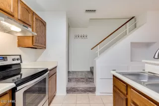 Photo #5: 6178852 Listing 