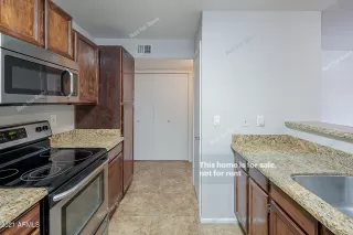 Photo #3: 6178866 Listing