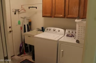 Photo #3: 6179000 Listing 