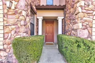 Photo #2: 6179028 Listing