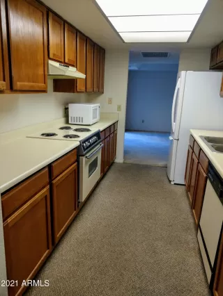 Photo #5: 6179031 Listing