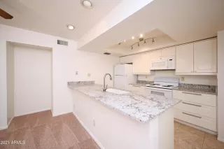 Photo #6: 6179076 Listing 