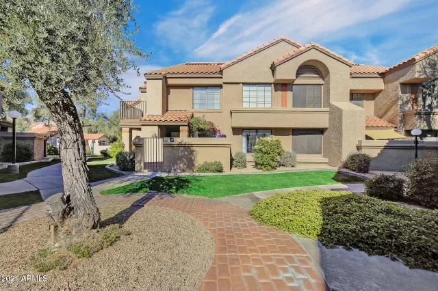 MLS: 6179116 Condo For Sale