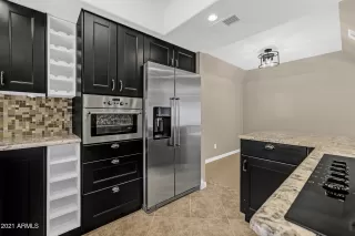 Photo #5: 6179116 Listing 