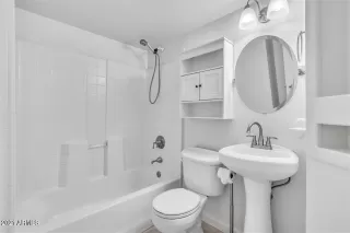 Photo #6: 6179185 Listing