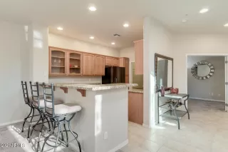 Photo #4: 6179296 Listing