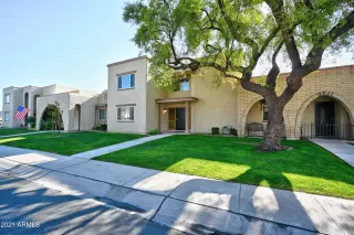 Photo #5: 6179306 Listing