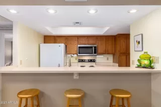 Photo #6: 6179402 Listing