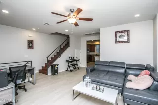 Photo #2: 6179446 Listing 