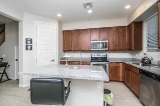 Photo #5: 6179446 Listing 