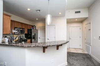 Photo #6: 6179465 Listing