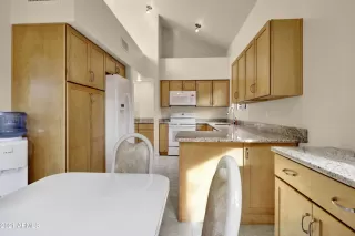 Photo #5: 6179629 Listing 