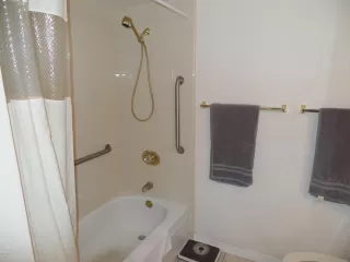 Photo #2: 6179797 Listing