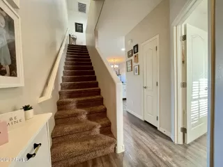 Photo #2: 6179833 Listing 