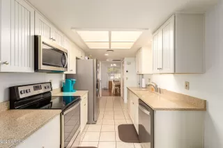 Photo #2: 6179908 Listing 